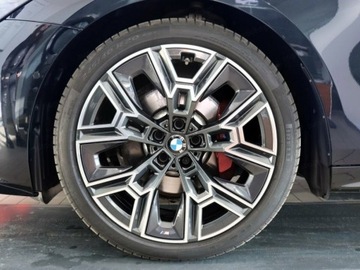 BMW Seria 5 G90-91 Touring 2.0 520d 197KM 2025 BMW Seria 5 520d xDrive Sport Sedan 2.0 (197KM) 2025, zdjęcie 11