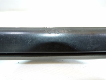 LIŠTA ZHRNUJÍCÍ PRAVÁ PŘEDNÍ GRANDIS