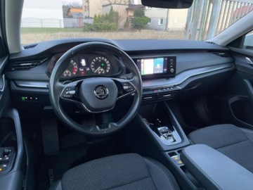 Skoda Octavia IV Kombi 2.0 TDI 150KM 2022 Skoda Octavia 2.0 TDI 150 KM DSG AMBITION BEZWYPADKOWY 2.0 Diesel 150KM, zdjęcie 31