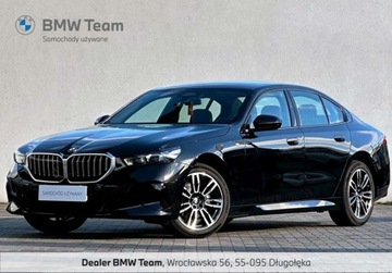 BMW Seria 5 G90-91 2024 BMW Seria 5 BMW 520i xDrive M Sport Shadow line FV23 Adaptive LED 2.0