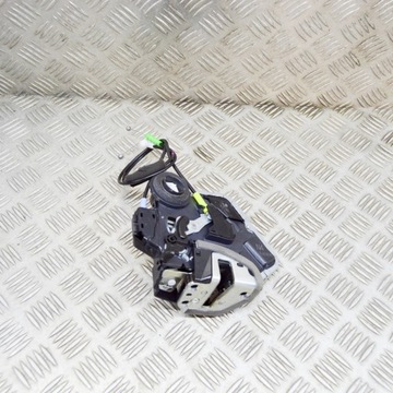 LEXUS NX 2015 PRAVÁ STRANA ZÁMEK DVEŘE ZADNÍCH