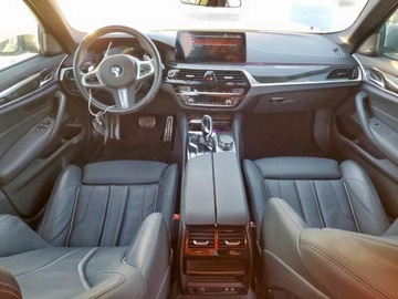 BMW Seria 5 G90-91 2023 BMW Seria 5 540i 2023 3.0l 3.0 Benzyna 335KM, zdjęcie 8