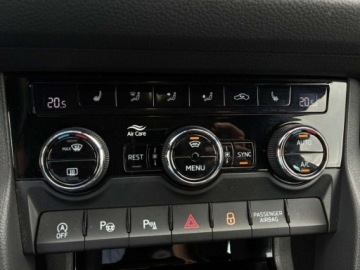 Skoda Kodiaq I SUV 2.0 TDI SCR 200KM 2021 Skoda Kodiaq 2.0 TDI 200KM 4x4 Sportline DSG Hak Virtual Led Matrix Canton, zdjęcie 24