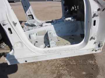 BMW X3 F25 ЧЕТВЕРТЬ ПЕРЕДНЯЯ ПРАВАЯ РАМА A300