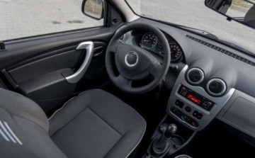 Dacia Logan I MCV 1.6 84KM 2012 Dacia Logan Dacia Logan 1.6 Ambiance 1.6 Benzyna 84KM, zdjęcie 18