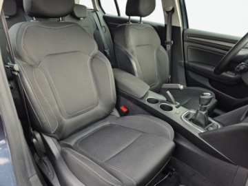 Renault Megane IV GrandCoupe Facelifting 1.0 TCe 115KM 2022 Renault Megane Salon PL Benzyna LED Lift aut klimatyzacja Benzyna 116KM, zdjęcie 16