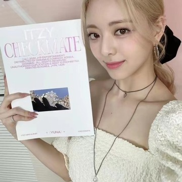 ITZY - CHECKMATE - STANDARD YUNA VER