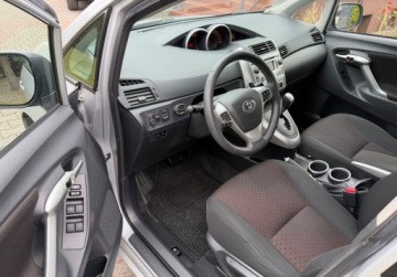 Toyota Verso Minivan 1.8 Valvematic 147KM 2010 Toyota Verso 1,8 147KM Automat Panorama Climatronic ASO Dla wymagajacych, zdjęcie 14
