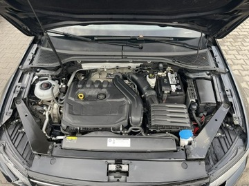 Volkswagen Passat B8 Limousine Facelifting 1.5 TSI EVO 150KM 2020 Volkswagen Passat 4 Motion Skóra Klimatronik, zdjęcie 10