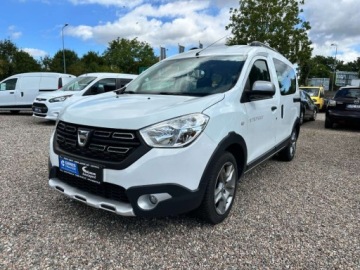 Dacia Dokker Mikrovan Facelifting 1.2 TCe 115KM 2017 Dacia Dokker Stepway-5-Osobowa 1.2 Benzyna 116KM