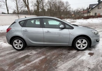 Opel Astra J GTC 1.7 CDTI ECOTEC 130KM 2013 Opel Astra Opel Astra 1.7 CDTI DPF Active 1.7 Diesel 130KM, zdjęcie 21