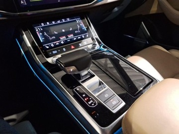 Audi Q8 SUV 3.0 55 TFSI 340KM 2019 Audi Q8 HAK Matrix LED BANG Head-Up Dociagi 3.0 Benzyna 340KM, zdjęcie 21