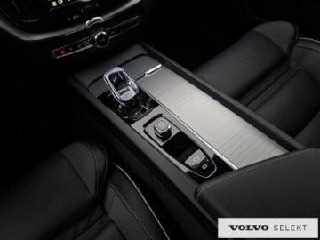 Volvo XC60 II 2025 Volvo XC 60 XC60 B5 B AWD Plus Dark aut, Pakiet cl, zdjęcie 25