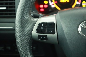 Toyota Auris I Hatchback 5d Facelifting 1.6 Valvematic 132KM 2011 Toyota Auris 1.6 Valvematic, Salon Polska, zdjęcie 13