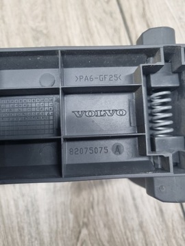 ДЕРЖАТЕЛЬ ПОЛКА ДЛЯ НАПИТКОВ КРУЖКА ДЛЯ БУТЫЛОК VOLVO FH 13 LIFT CLASSIC