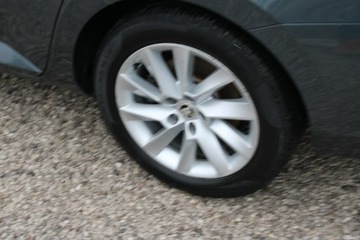 Skoda Superb III Kombi Facelifting 2.0 TDI SCR 200KM 2021 Škoda Superb Skoda Superb Ambition DSG Kamera, zdjęcie 11