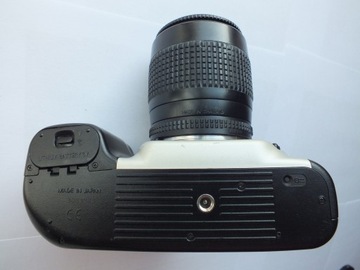 Nikon F 50 + Nikon AF Nikkor 35-80 мм 1:4-5.6D - рабочий