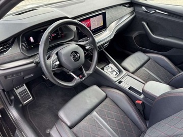 Skoda Octavia IV RS Kombi 2.0 TSI 245KM 2023 Skoda Octavia Combi RS 2.0 TSI 245KM DSG Hak holowniczy, FV 23 2.0, zdjęcie 22