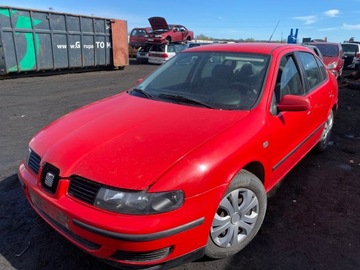 SEAT TOLEDO 2 II 99-04 DVEŘE LEVÉ PŘEDNÍ KÓD LAK LP3G