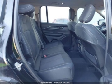 Jeep Grand Cherokee V 2023 Jeep Grand Cherokee Laredo, 2023r., 4x4, 3.6L 3.6 Benzyna 293KM, zdjęcie 9