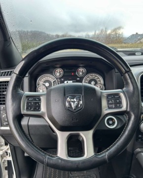 Dodge Ram IV 5.7 V8 390KM 2017 Dodge RAM Dodge RAM 5.7 Benzyna 390KM, zdjęcie 8