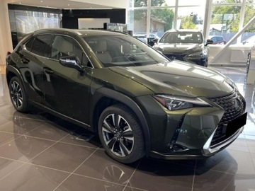 Lexus UX Crossover Facelifting 2.0 300h 199KM 2025 Od ręki - 300h Business 2.0 Hybrid Dynamic Force 199KM | Podgrzewane fotele, zdjęcie 2