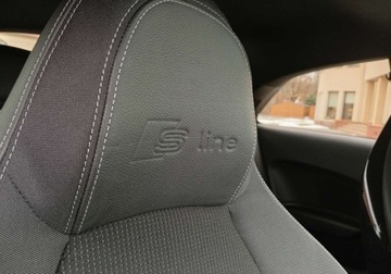 Audi A1 I Hatchback 3d 1.4 TFSI 122KM 2011 Audi A1 3-drzwiowe Zarejestrowany - benzyna - automat - S-line 1.4 Benzyna, zdjęcie 16