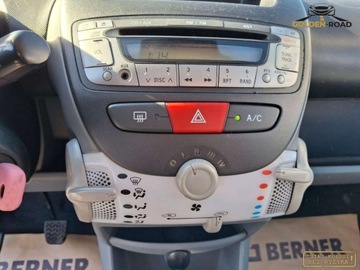 Citroen C1 I Hatchback 3d Facelifting 1.0 i 68KM 2011 Citroen C1 C1 1,0 benz wspomaganie 5 drzwi klima elektryka oplacony 68KM, zdjęcie 12