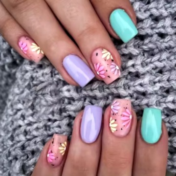 Paznokcie Sztuczne Tipsy Kwadrat Pastel Kwiaty Pastelowe Nude Samoprzylepne