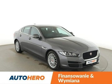 Jaguar XE Sedan 2.0 i4 163KM 2017 Jaguar XE 20d Automat Prestige Navi Tempomat, zdjęcie 9