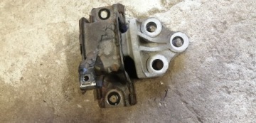 OPEL CORSA D 1.3 CDTI PODUSZKA SILNIKA