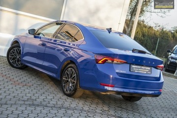 Skoda Octavia IV Liftback 1.5 TSI EVO 150KM 2023 Škoda Octavia Skoda Octavia LEDY / Kamera Cofania, zdjęcie 4