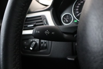 BMW Seria 3 F30-F31-F34 Touring 2.0 318d 143KM 2013 BMW 3 318 d, Navi, Klima, Klimatronic, Tempomat, zdjęcie 19