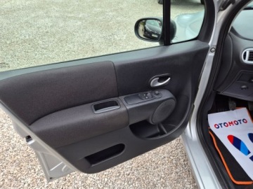 Renault Modus Hatchback 1.2 i 16V 75KM 2007 Renault Modus 2007 Piekny srebrny 1.2 benzyna NOWY GAZ STAG GWARANCJA, zdjęcie 14