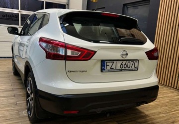 Nissan Qashqai II Crossover 1.2 DIG-T 115KM 2016 Nissan Qashqai gwarancja ZAREJESTROWANY bezwypadkowy LANE ASSIST czuj, zdjęcie 1