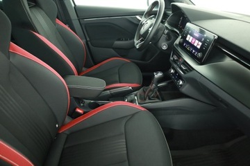 Skoda Kamiq Crossover 1.5 TSI 150KM 2022 Skoda Kamiq 1.5 TSI, Salon Polska, Serwis ASO, zdjęcie 6