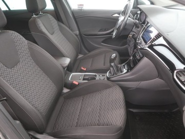 Opel Astra K Sports Tourer 1.6 CDTI 110KM 2017 Opel Astra 1.6 CDTI, Navi, Klima, Tempomat, zdjęcie 8