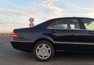 Mercedes Klasa S W220 Sedan 5.8 V12 (600) L 367KM 2001 Mercedes-Benz Klasa S Mercedes-Benz Klasa S 5.8 Benzyna 367KM, zdjęcie 23