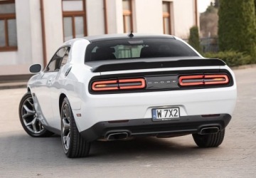 Dodge Challenger III 2016 Dodge Challenger 5.7HEMI 372KM RT Super Track Pack Navi Camera 20 Performa, zdjęcie 6