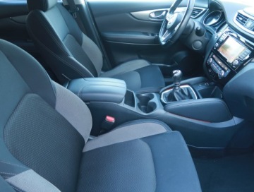 Nissan Qashqai II Crossover Facelifting 1.3DIG-T 140KM 2019 Nissan Qashqai 1.3 DIG-T, Salon Polska, zdjęcie 8