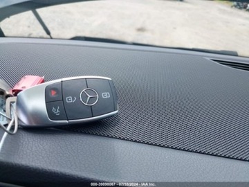 Mercedes GLE V167 2022 Mercedes-Benz GLE 2022r, 4Matic, 2.0L 2.0 Benzyna 255KM, zdjęcie 13