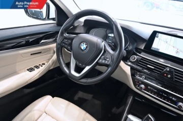 BMW Seria 5 G30-G31 Limuzyna 518d 150KM 2020 BMW Seria 5 518dFV23Adaptacyjne Reflektory LEDPrzyciemniane Szyby 2.0, zdjęcie 15
