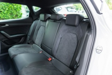 Cupra Leon II Hatchback Facelifting 1.5 eTSI MHEV 150KM 2025 Cupra Leon 1.5 eTSI 150 KM DSG, zdjęcie 27