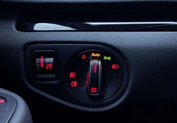 Volkswagen Sharan II Van Facelifting 1.4 TSI 150KM 2022 Volkswagen Sharan 1.4TSI 150KM DSG Highline Bixenon CarPlay FV23 SAlon PL, zdjęcie 30