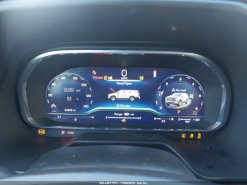 Chevrolet Suburban GMT900 2023 Chevrolet Suburban 2023r., 4x4, 5.3L 5.3 Benzyna 355KM, zdjęcie 10