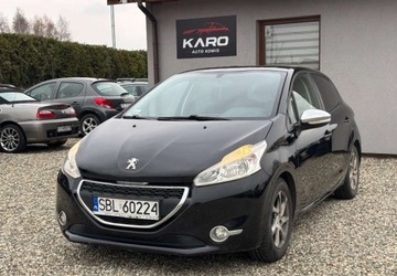 Peugeot 208 I Hatchback 3d 1.6 e-HDI 92KM 2014 Peugeot 208 2014r. 1.6 Diesel 92KM, zdjęcie 1