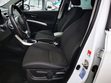 Suzuki SX4 II S-cross Facelifting 1.4 BOOSTERJET 140KM 2017 1.4 BOOSTERJET 140KM, Salon Polska, Automat, PREMIUM Suzuki SX4 S-cross, zdjęcie 8