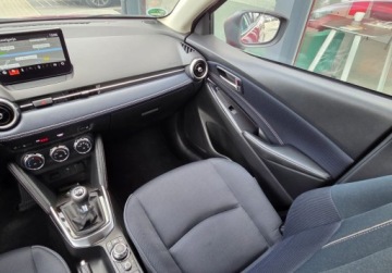 Mazda 2 III Hatchback Facelifting 1.5 SKYACTIV-G M Hybrid 90KM 2022 Mazda 2 1.5Benz 6bieg LED Kamera 360 Klima Grz.Fotele Head Up PDC Faktura, zdjęcie 20