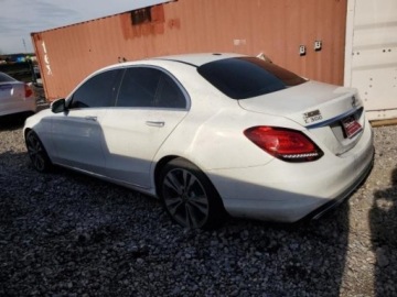 Mercedes Klasa C W205 2019 Mercedes-Benz Klasa C C 300 2.0 Benzyna 255KM, zdjęcie 2