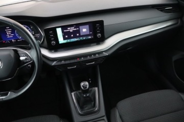 Skoda Octavia IV Kombi 2.0 TDI 115KM 2022 Skoda Octavia 2.0 TDI, 1. Właściciel, Serwis ASO, zdjęcie 7